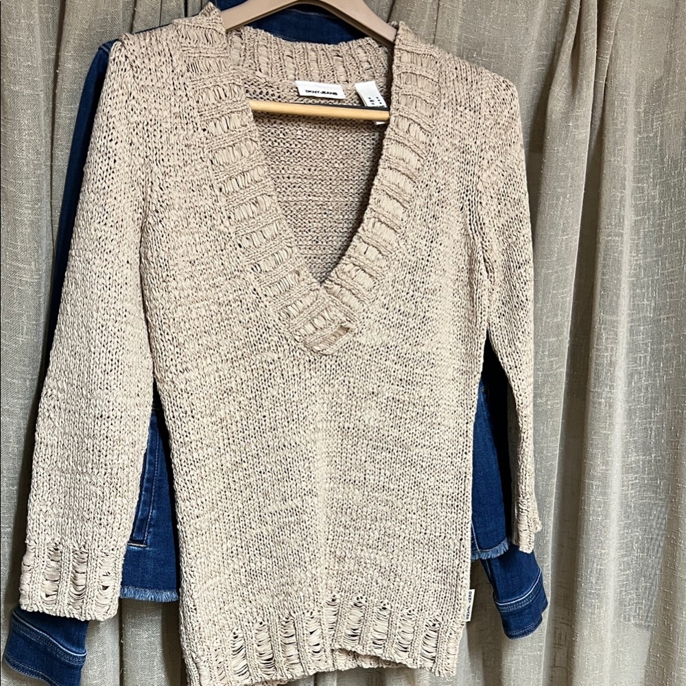 Dkny Neutral Beige V-Neck Knit Sweater
